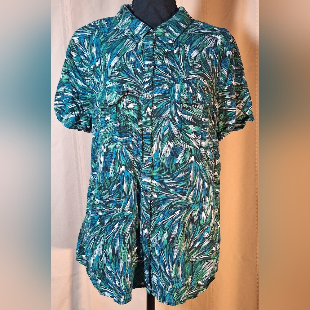 CHRISTOPHER & BANKS Blue and Green Patterned Casual Shirt